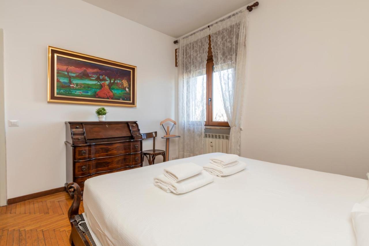 I Host Apartment - Ande 12 Мілан Екстер'єр фото